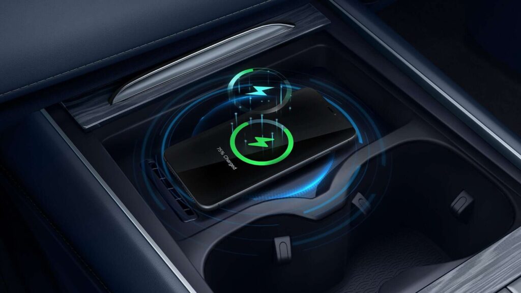 OMODA5 - Máximo confort en cada viaje - Cargador Wireless para teléfonos móviles